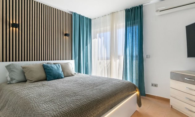 Rynek wtórny - Dom Szeregowy -
Orihuela Costa - Villamartin