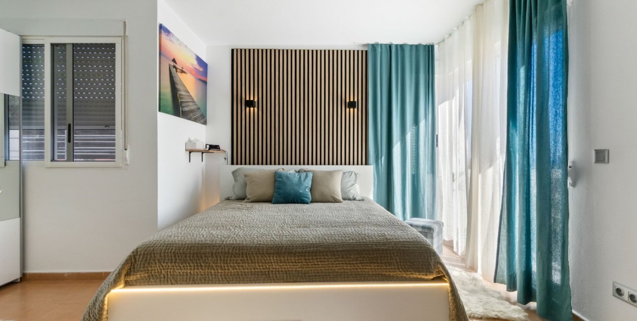 Rynek wtórny - Dom Szeregowy -
Orihuela Costa - Villamartin