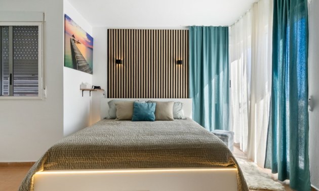 Rynek wtórny - Dom Szeregowy -
Orihuela Costa - Villamartin