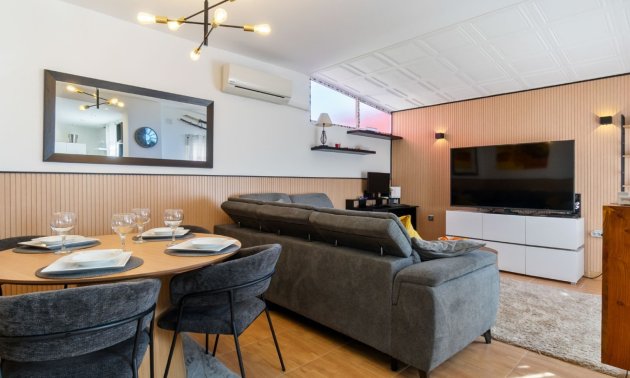 Rynek wtórny - Dom Szeregowy -
Orihuela Costa - Villamartin