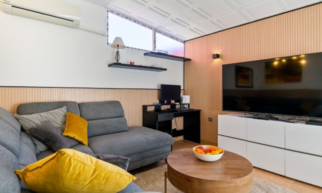 Rynek wtórny - Dom Szeregowy -
Orihuela Costa - Villamartin