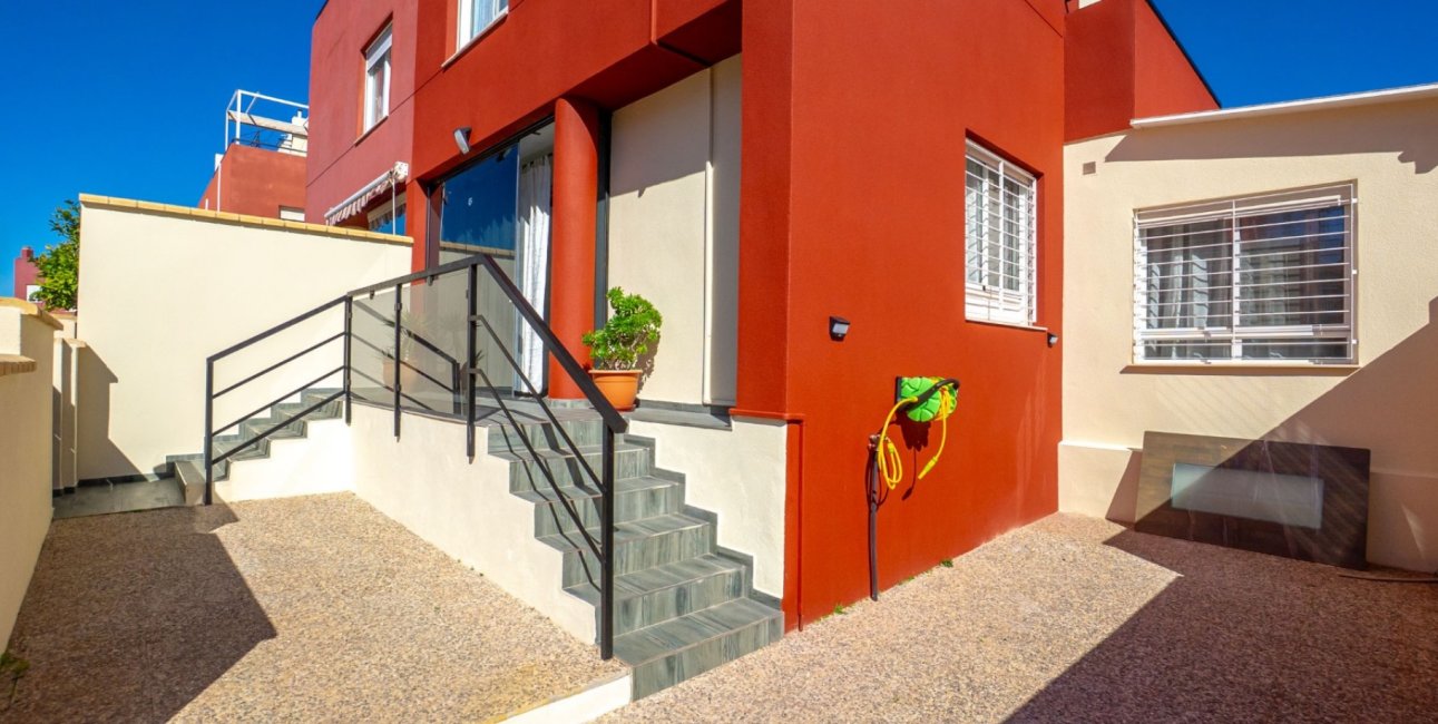 Rynek wtórny - Dom Szeregowy -
Orihuela Costa - Villamartin