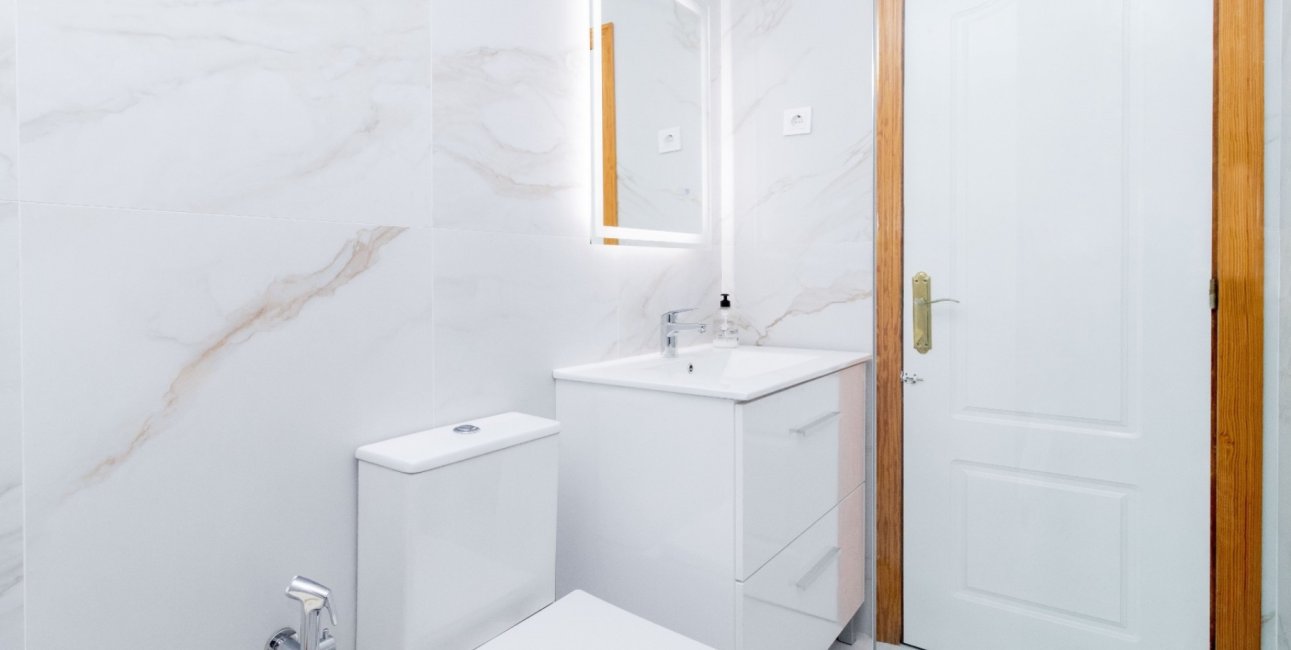 Rynek wtórny - Dom Szeregowy -
Orihuela Costa - La Zenia