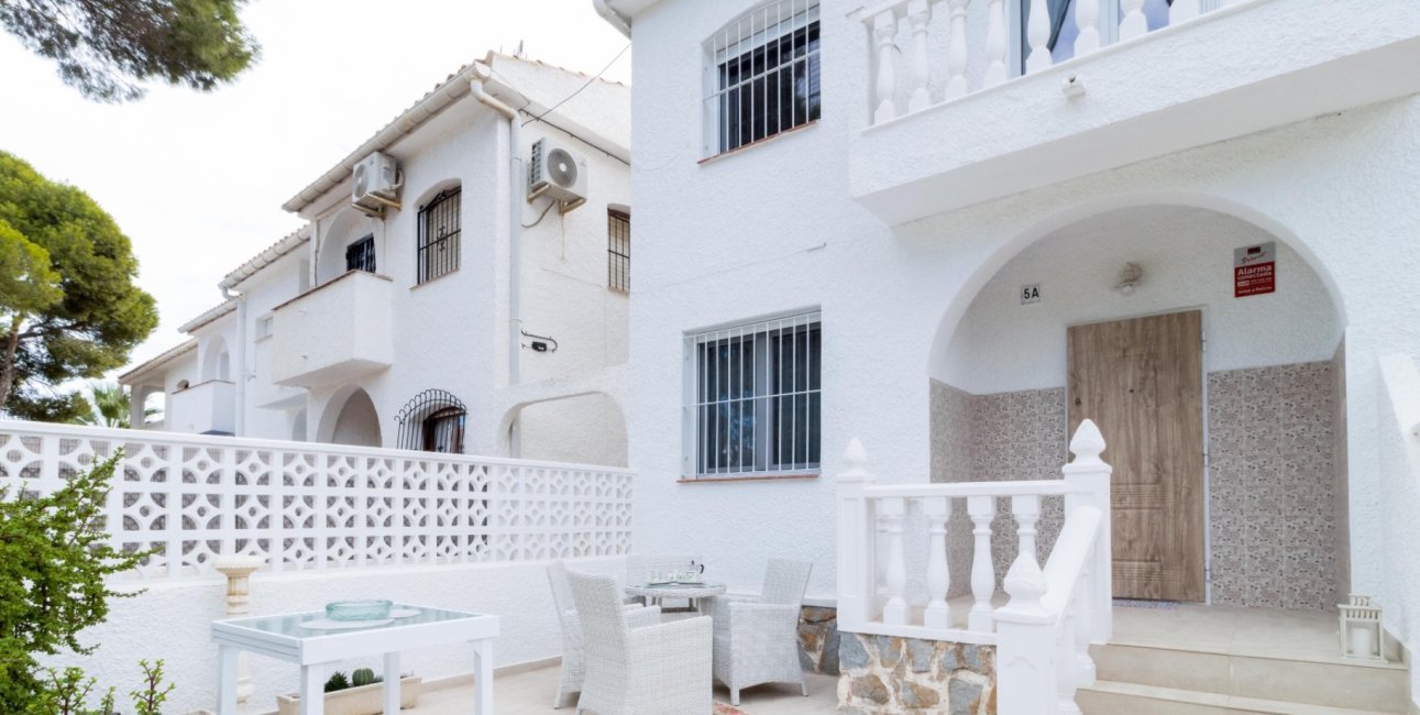 Resale - Townhouse -
Orihuela Costa - La Zenia