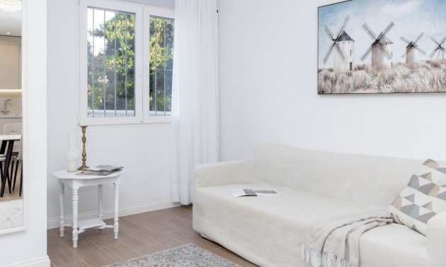 Resale - Townhouse -
Orihuela Costa - La Zenia