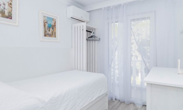 Resale - Townhouse -
Orihuela Costa - La Zenia