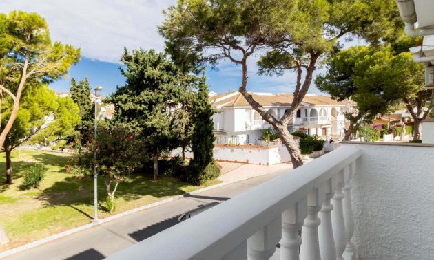 Resale - Townhouse -
Orihuela Costa - La Zenia