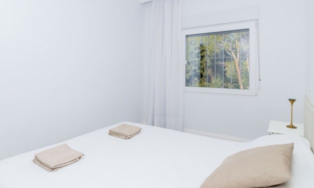 Resale - Townhouse -
Orihuela Costa - La Zenia