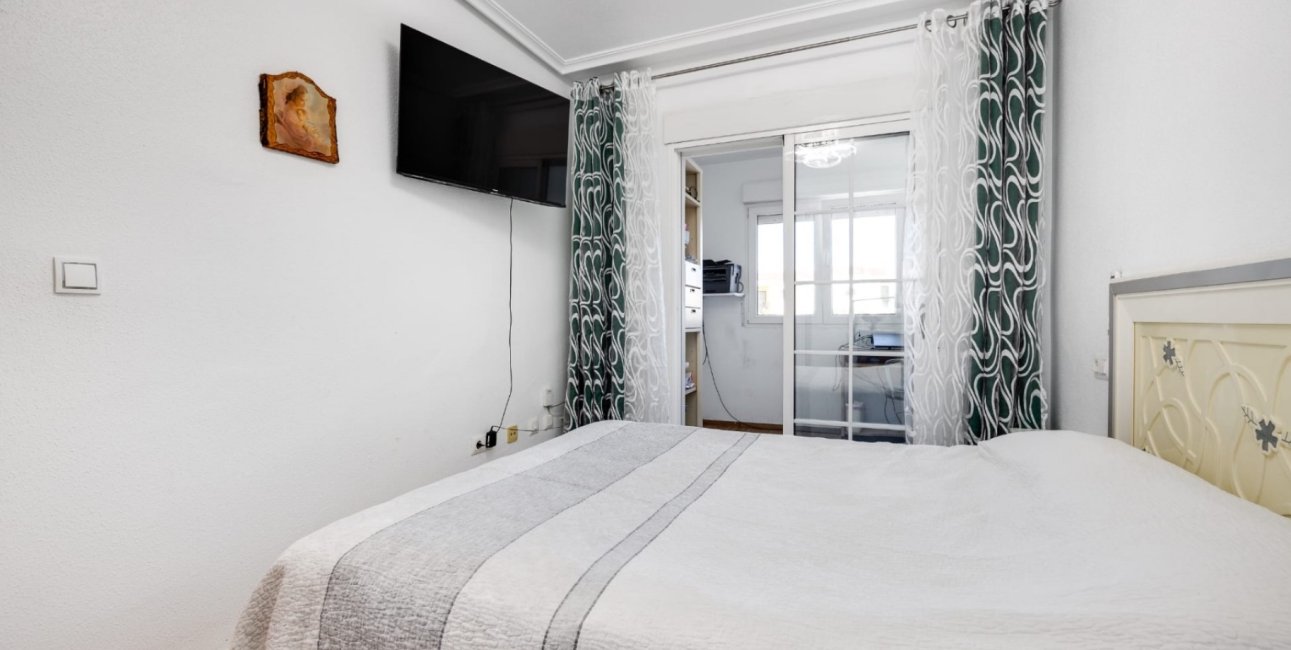 Rynek wtórny - Dom Szeregowy -
Torrevieja - Aguas Nuevas