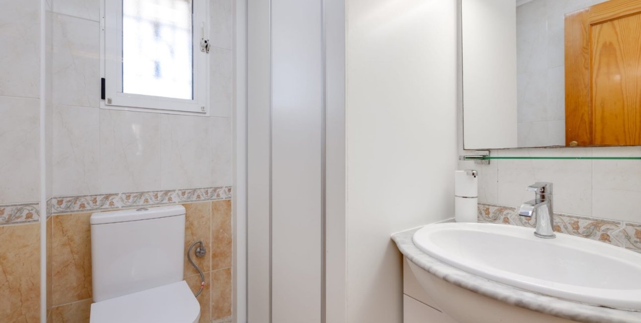 Rynek wtórny - Dom Szeregowy -
Torrevieja - Aguas Nuevas