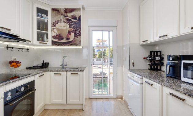 Rynek wtórny - Dom Szeregowy -
Torrevieja - Aguas Nuevas