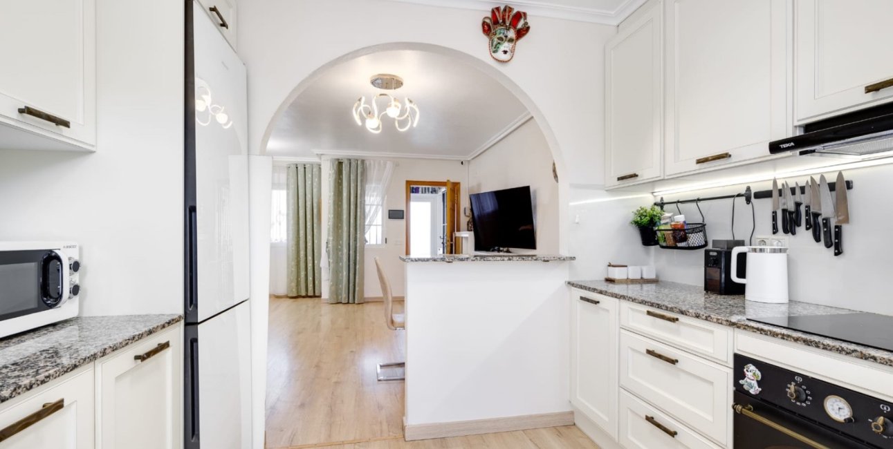 Rynek wtórny - Dom Szeregowy -
Torrevieja - Aguas Nuevas