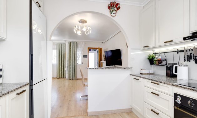 Rynek wtórny - Dom Szeregowy -
Torrevieja - Aguas Nuevas