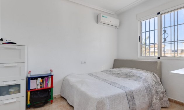 Rynek wtórny - Dom Szeregowy -
Torrevieja - Aguas Nuevas