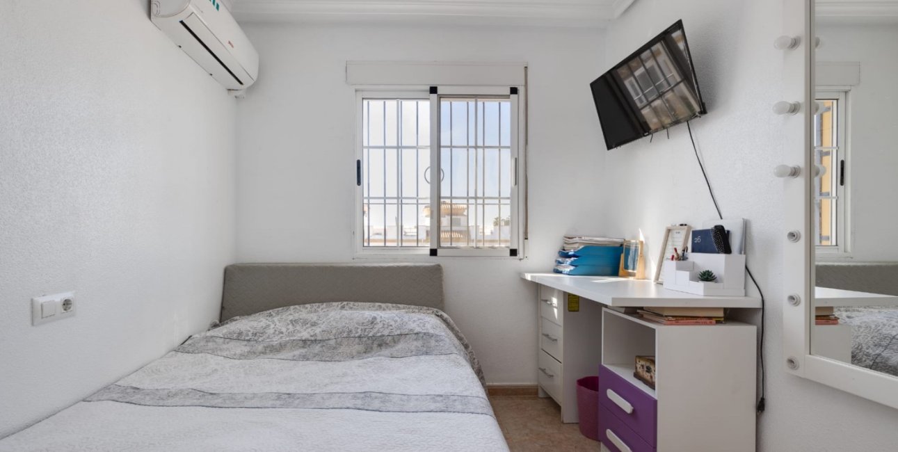 Rynek wtórny - Dom Szeregowy -
Torrevieja - Aguas Nuevas