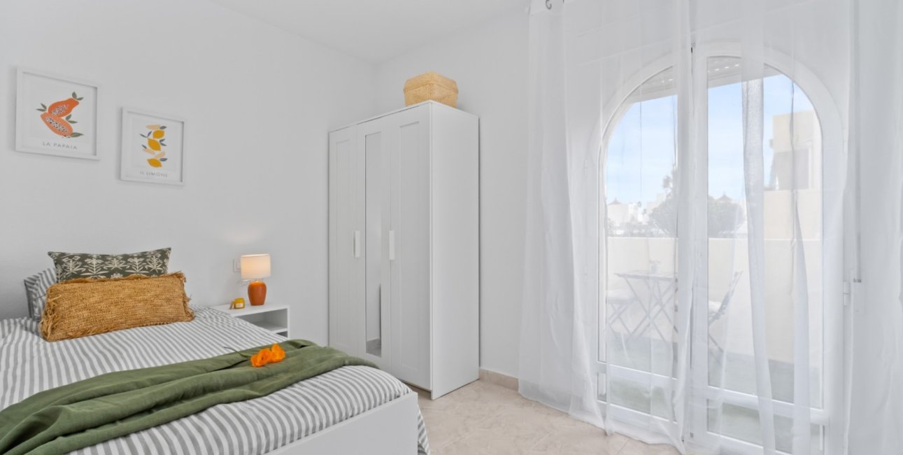 Rynek wtórny - Dom Szeregowy -
Orihuela Costa - La Florida