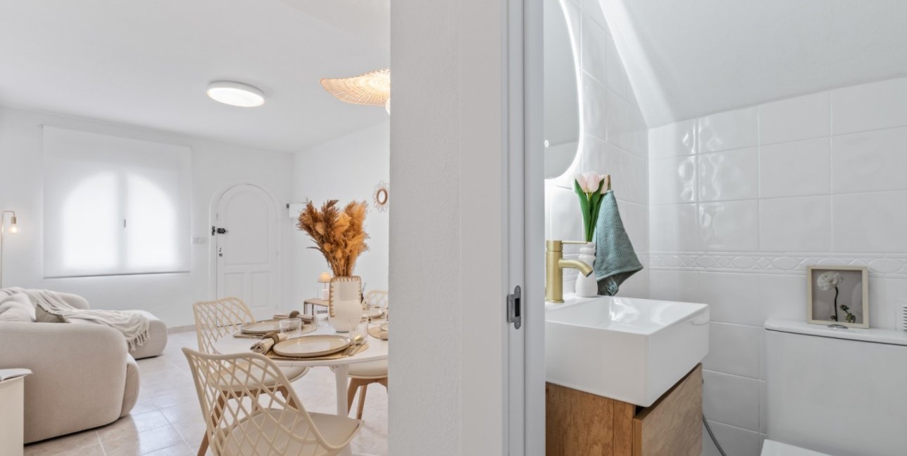 Rynek wtórny - Dom Szeregowy -
Orihuela Costa - La Florida