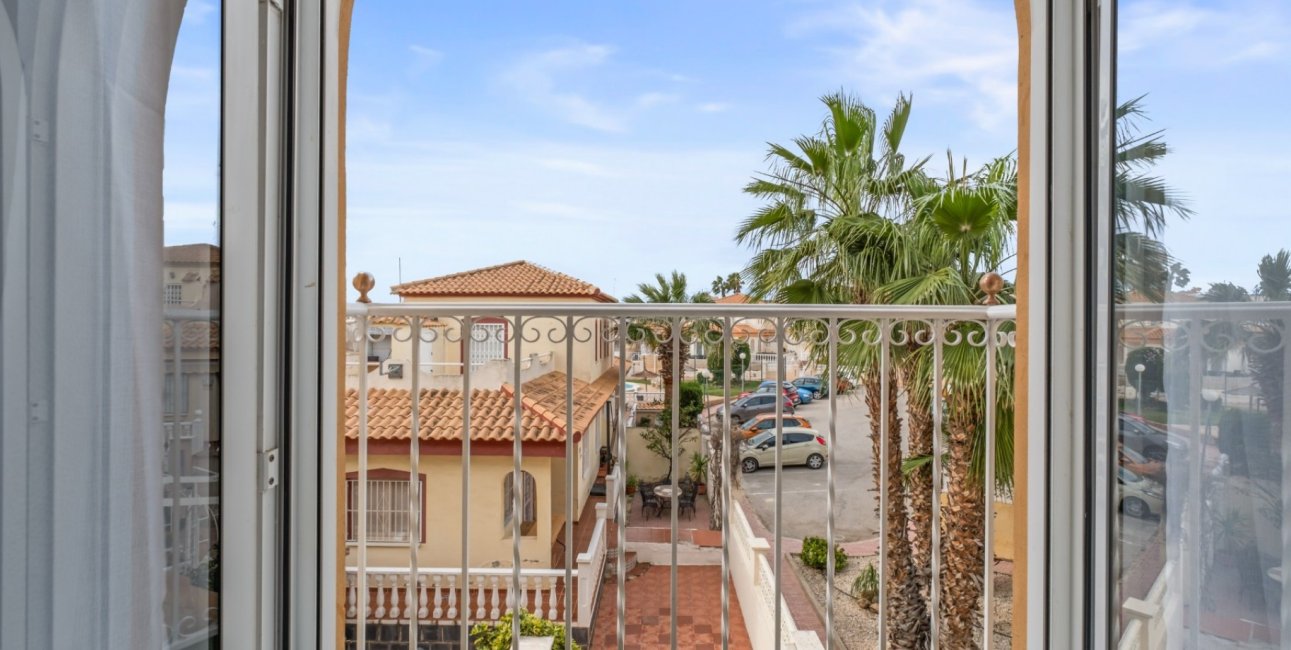 Rynek wtórny - Dom Szeregowy -
Orihuela Costa - La Florida