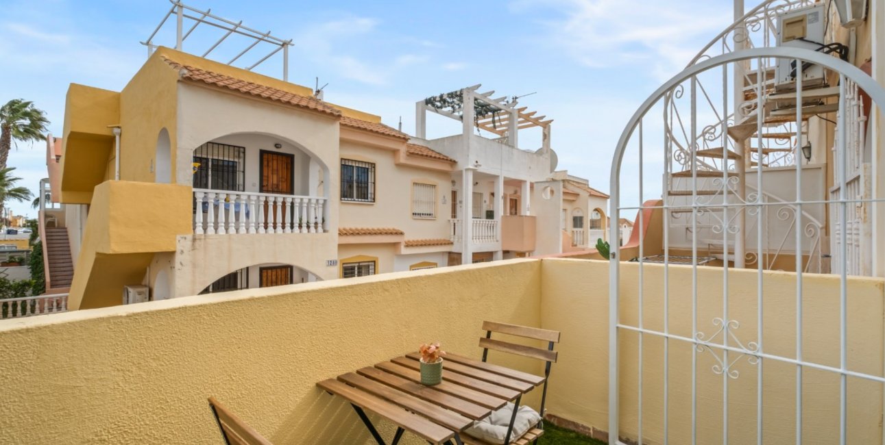 Rynek wtórny - Dom Szeregowy -
Orihuela Costa - La Florida