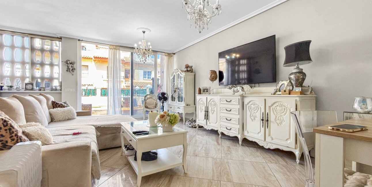 Rynek wtórny - Dom Szeregowy -
Orihuela Costa - La Florida