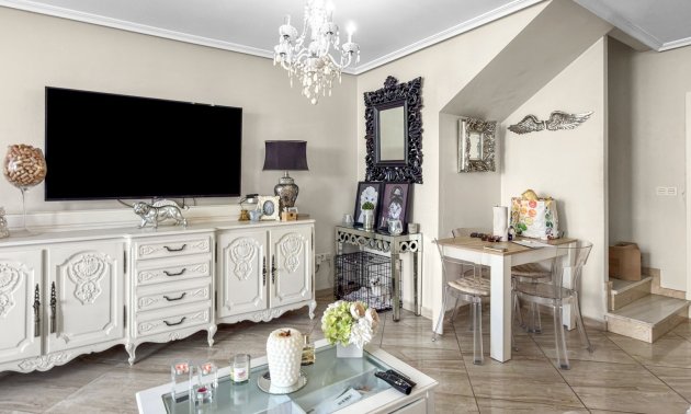 Rynek wtórny - Dom Szeregowy -
Orihuela Costa - La Florida