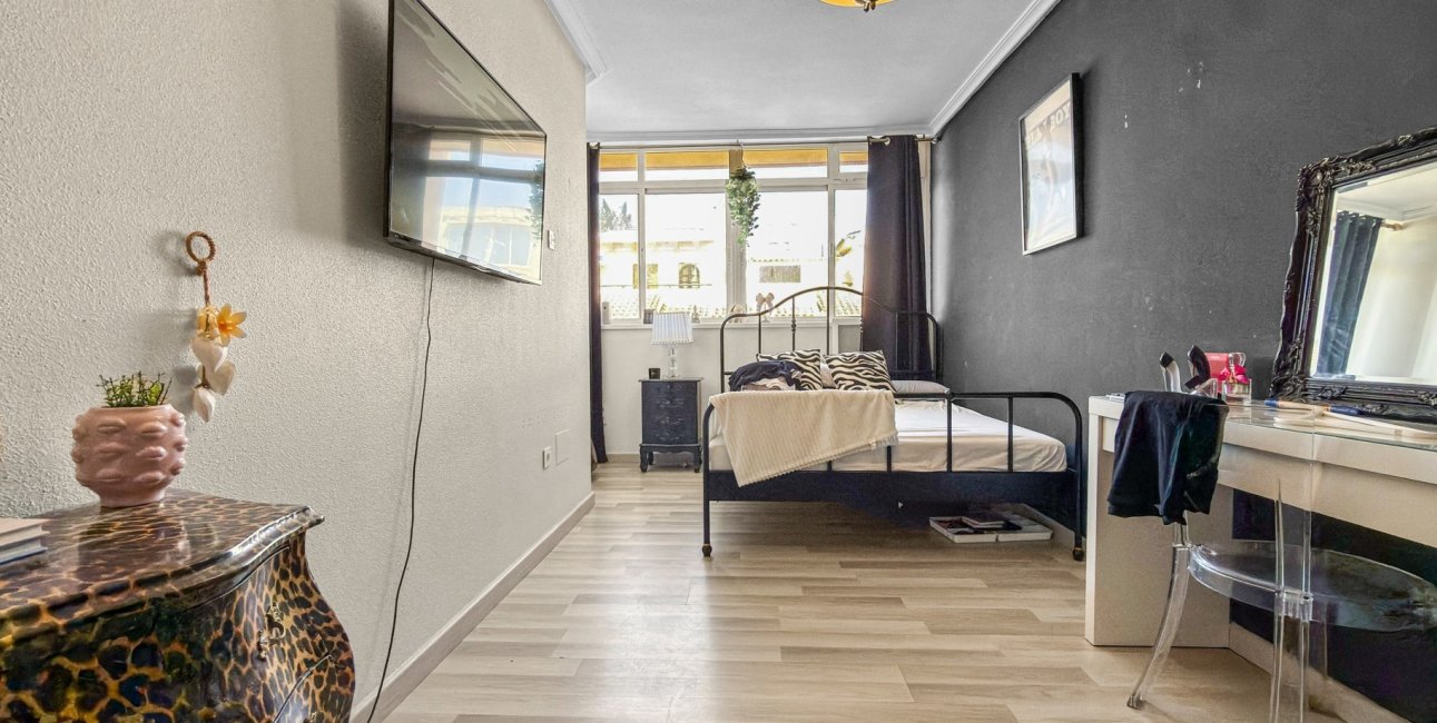 Rynek wtórny - Dom Szeregowy -
Orihuela Costa - La Florida