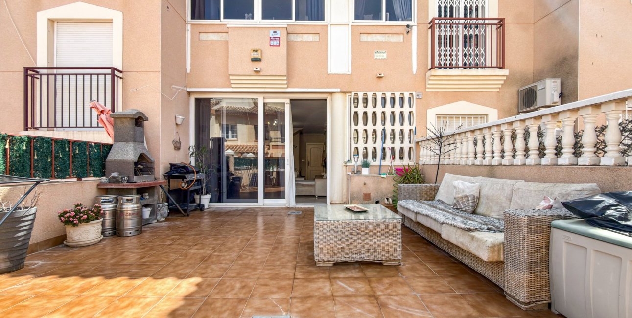 Rynek wtórny - Dom Szeregowy -
Orihuela Costa - La Florida