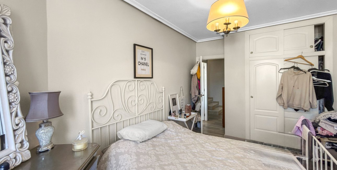 Rynek wtórny - Dom Szeregowy -
Orihuela Costa - La Florida