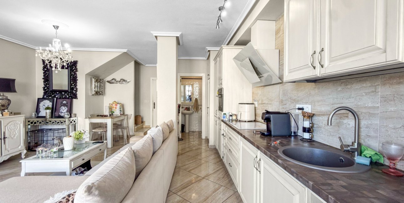 Rynek wtórny - Dom Szeregowy -
Orihuela Costa - La Florida