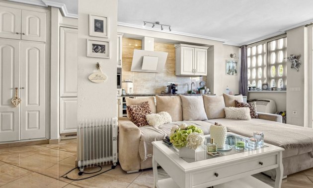 Rynek wtórny - Dom Szeregowy -
Orihuela Costa - La Florida