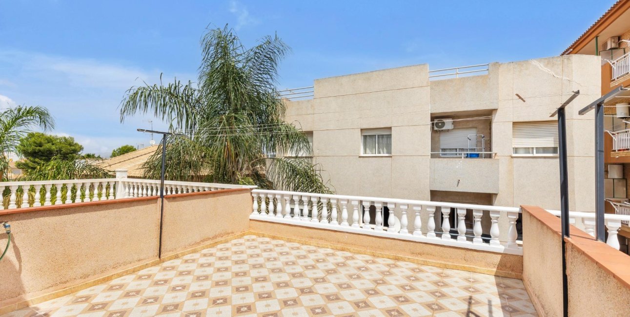 Resale - Duplex -
Los Alcázares - Centro