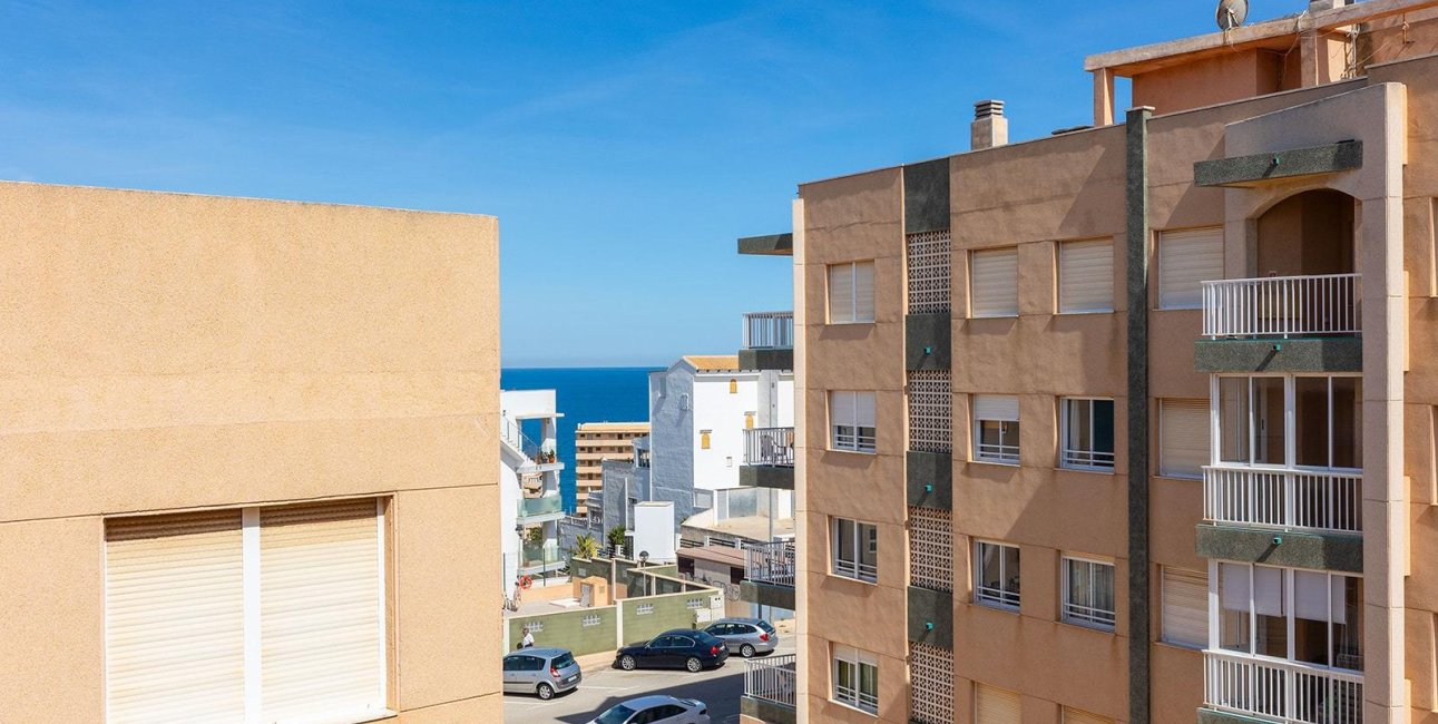 Resale - Apartment / flat -
Torrevieja - Cabo cervera