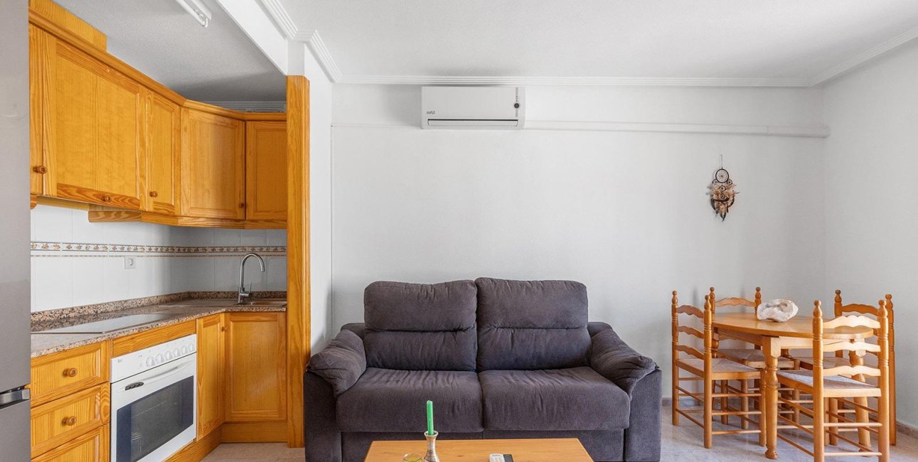 Resale - Apartment / flat -
Torrevieja - Cabo cervera