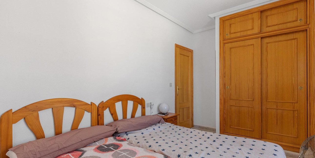 Resale - Apartment / flat -
Torrevieja - Cabo cervera