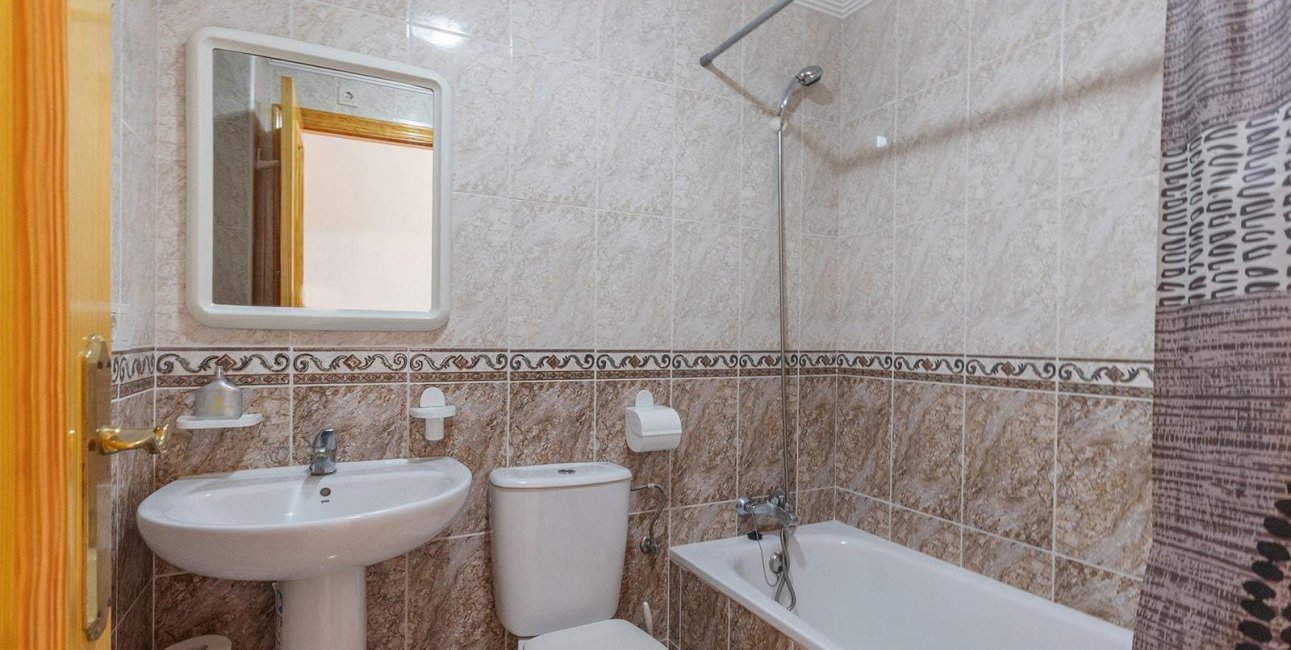 Resale - Apartment / flat -
Torrevieja - Cabo cervera