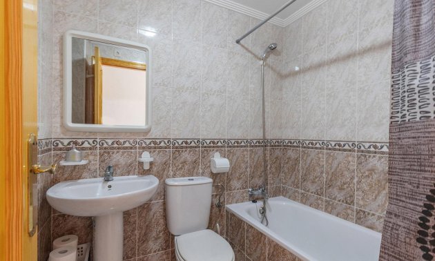 Resale - Apartment / flat -
Torrevieja - Cabo cervera