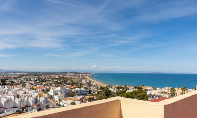 Resale - Apartment / flat -
Torrevieja - Cabo cervera