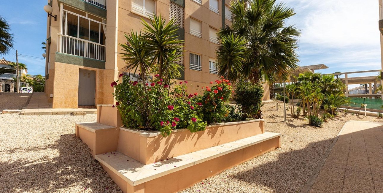 Resale - Apartment / flat -
Torrevieja - Cabo cervera