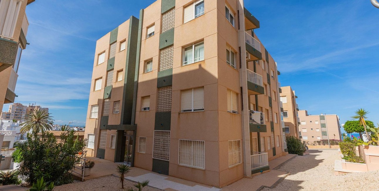 Resale - Apartment / flat -
Torrevieja - Cabo cervera