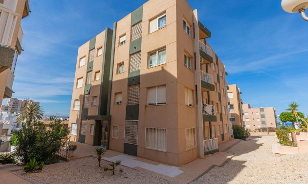 Resale - Apartment / flat -
Torrevieja - Cabo cervera