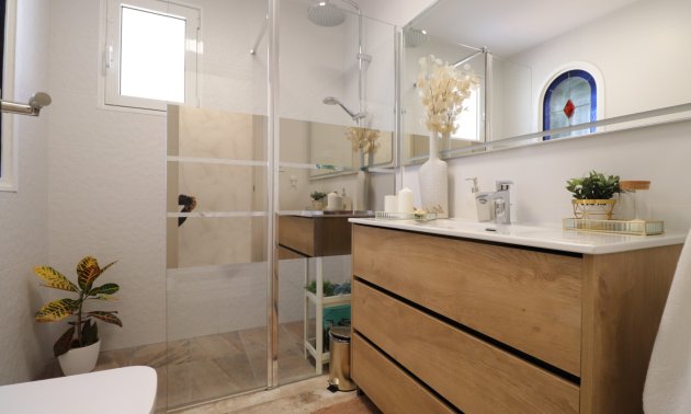 Rynek wtórny - Willa -
Orihuela Costa - Villamartin