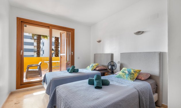 Rynek wtórny - Mieszkanie  -
Orihuela Costa - Punta Prima