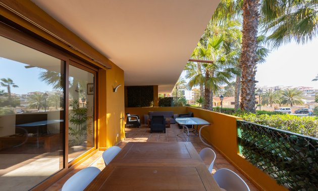 Rynek wtórny - Mieszkanie  -
Orihuela Costa - Punta Prima