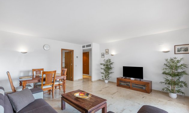 Rynek wtórny - Mieszkanie  -
Torrevieja - Punta prima