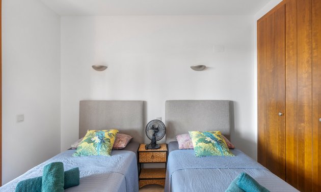 Rynek wtórny - Mieszkanie  -
Torrevieja - Punta prima