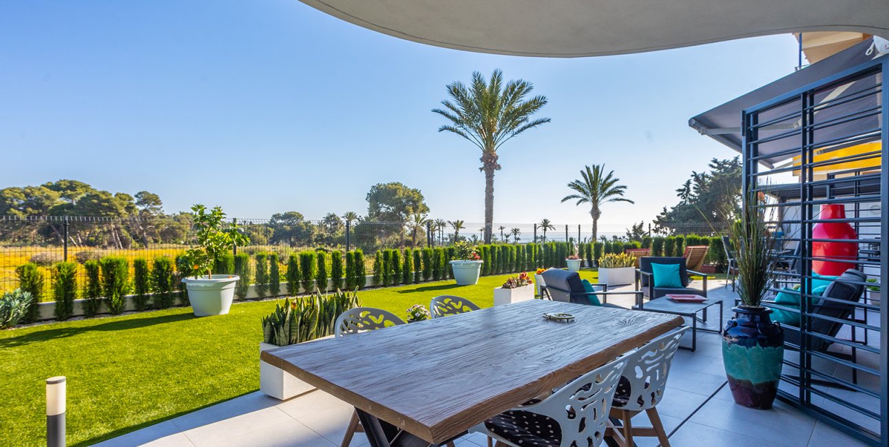 Rynek wtórny - Mieszkanie  -
Torrevieja - Punta prima