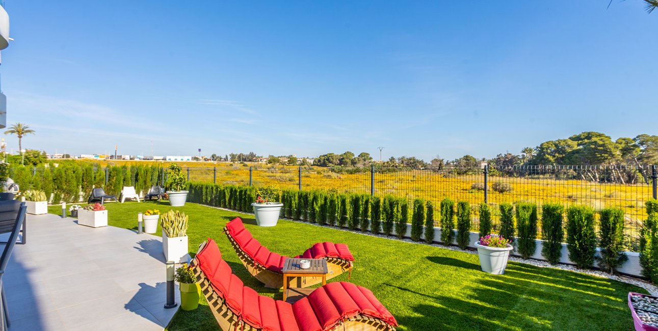 Rynek wtórny - Mieszkanie  -
Torrevieja - Punta prima