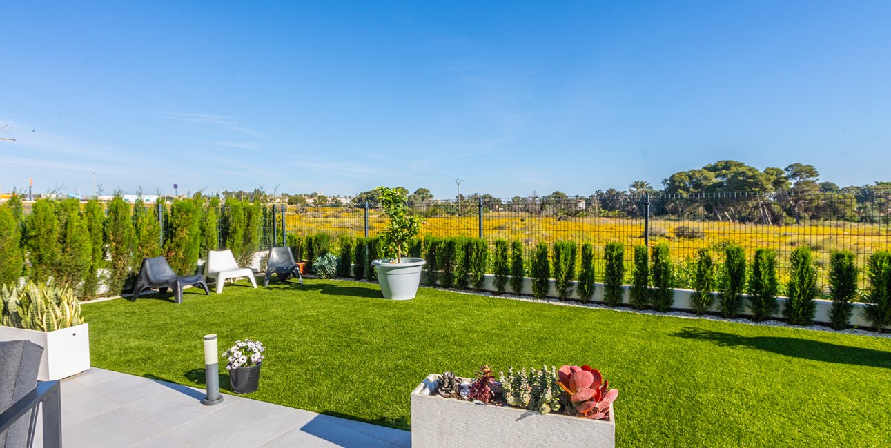 Rynek wtórny - Mieszkanie  -
Torrevieja - Punta prima