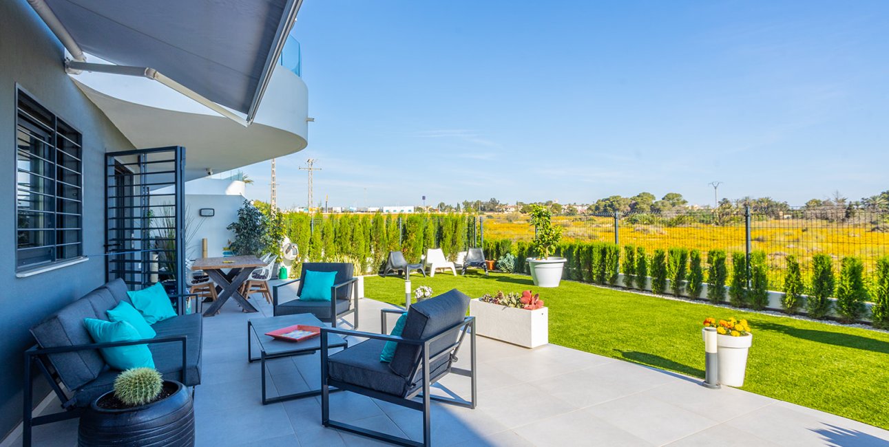 Rynek wtórny - Mieszkanie  -
Torrevieja - Punta prima