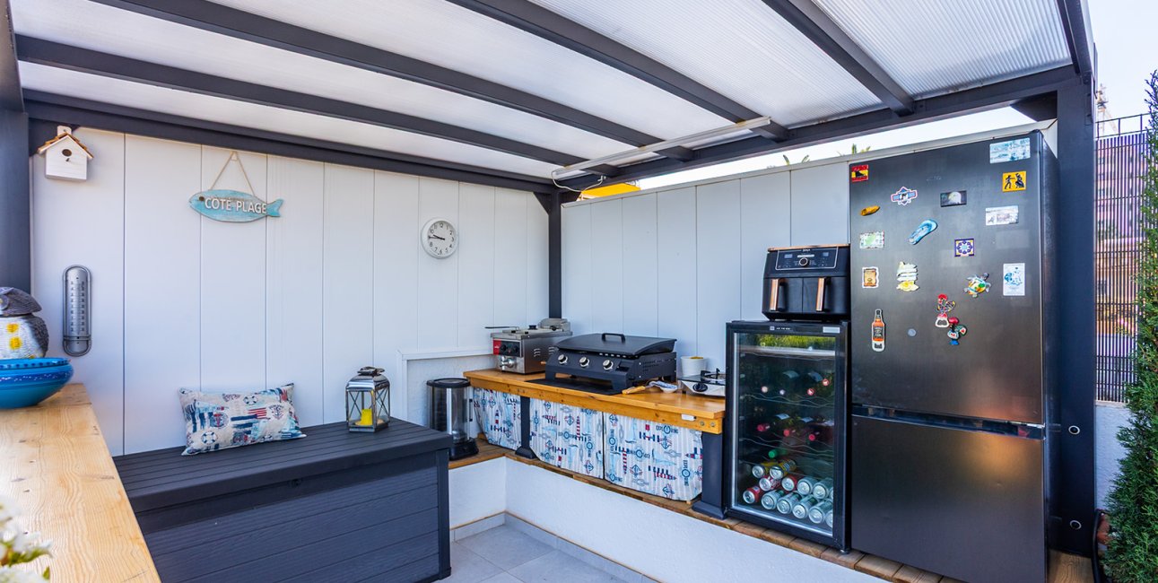 Rynek wtórny - Mieszkanie  -
Torrevieja - Punta prima